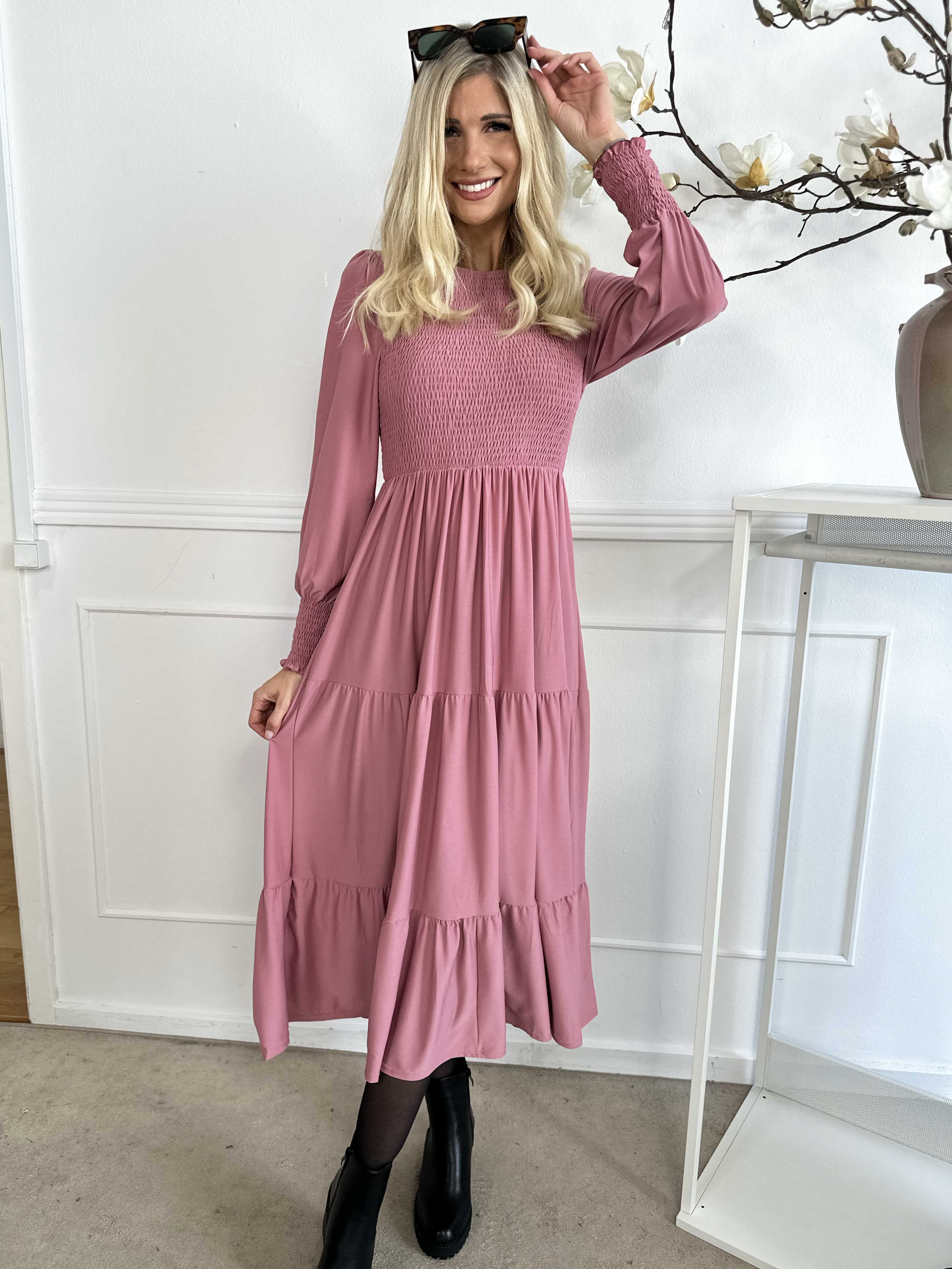 Kelly Long - Stretchklänning med smock över bröstet